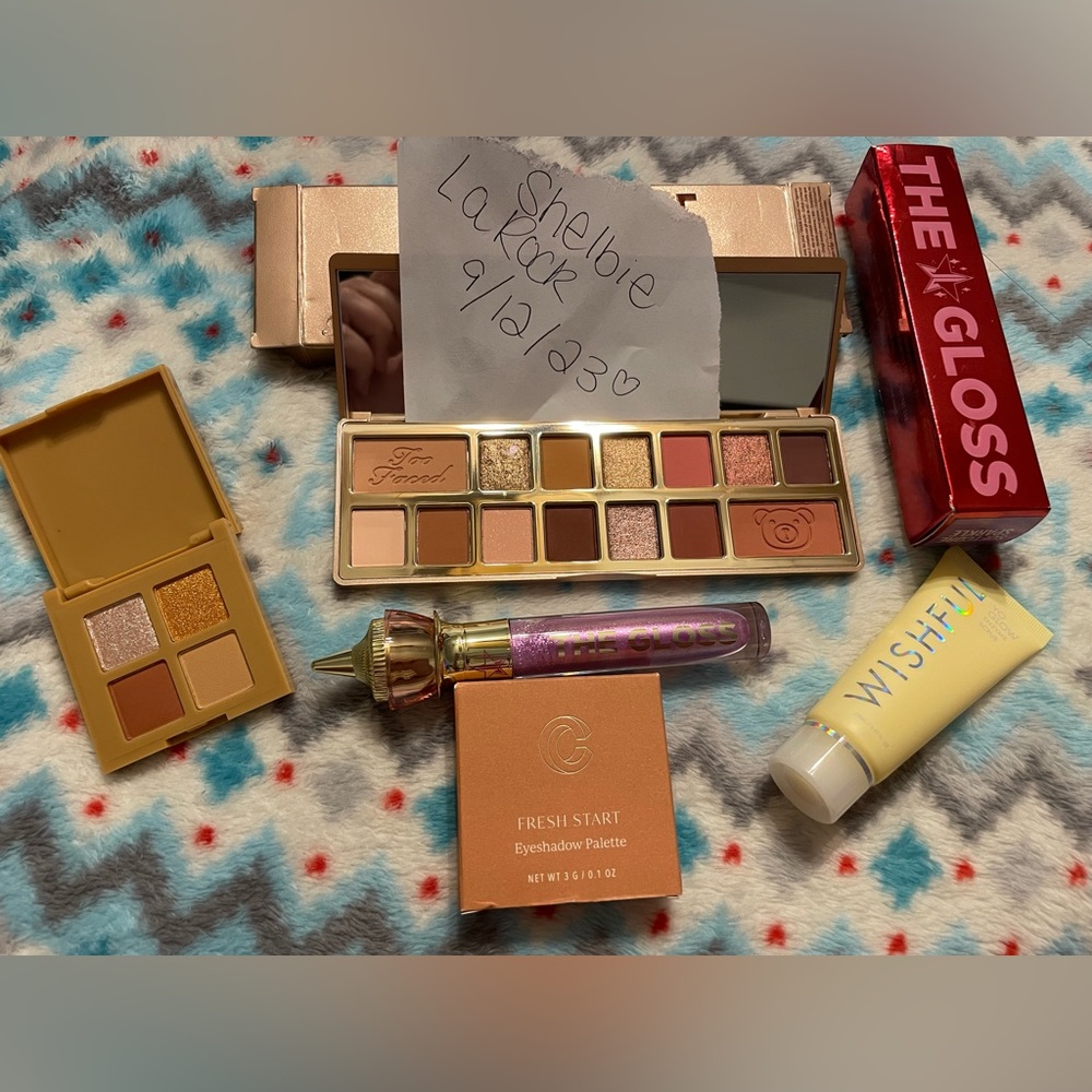 Make-Up Bundle - All BNIB